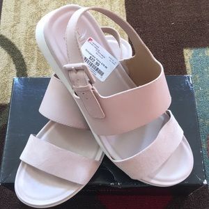 Naturalizer Sandals